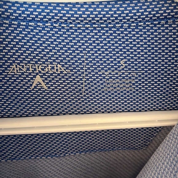 Winnipeg Blue Bombers Men’s Small Quarter Zip - Picture 2 of 3